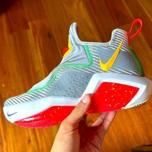 Nike LeBron 14 Space Jam Soldiers, Size 8.5M/10W